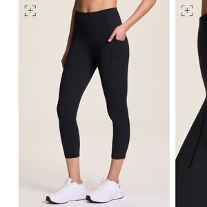 NWT RBX High Waisted Capri Length Black Leggings - women's size small